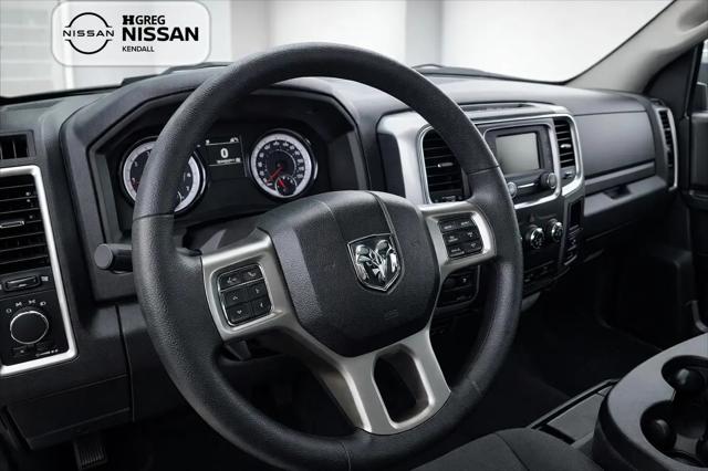 2024 Ram 1500 Classic Warlock Crew Cab 4x4 5'7" Box