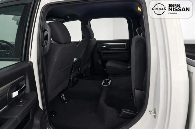 2024 Ram 1500 Classic Warlock Crew Cab 4x4 5'7" Box