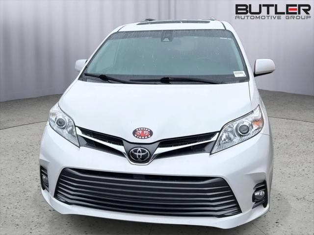 2019 Toyota Sienna XLE 8 Passenger