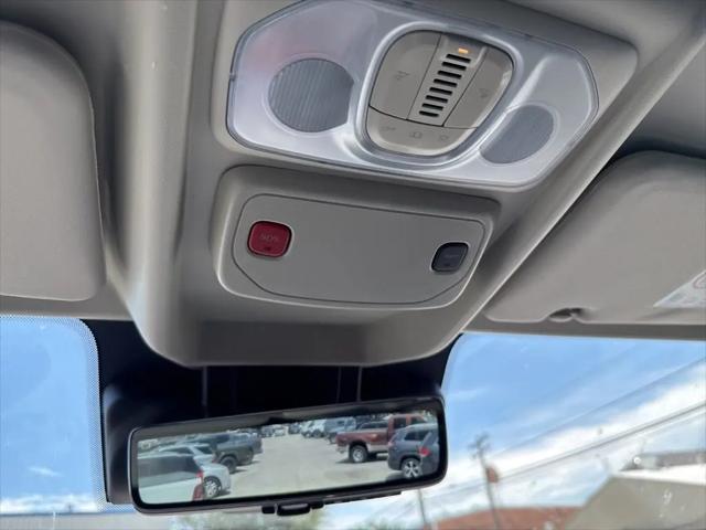 2026 Ram ProMaster Cargo Van Tradesman Low Roof 118" WB w/Pass Seat