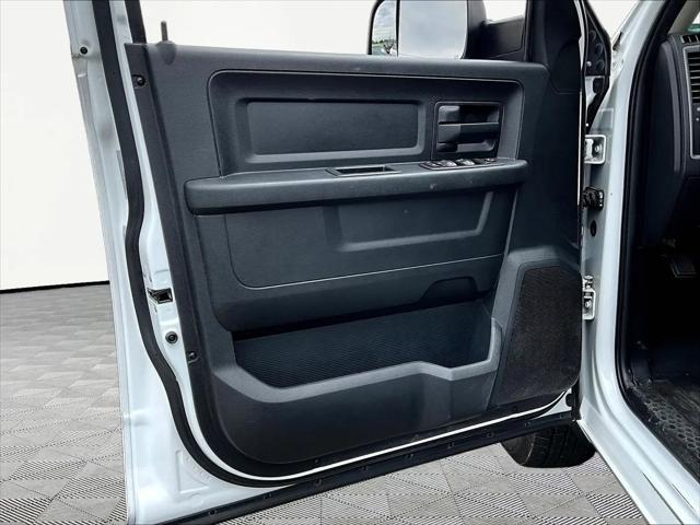 2017 Ram 1500 Tradesman Crew Cab 4x2 6'4" Box