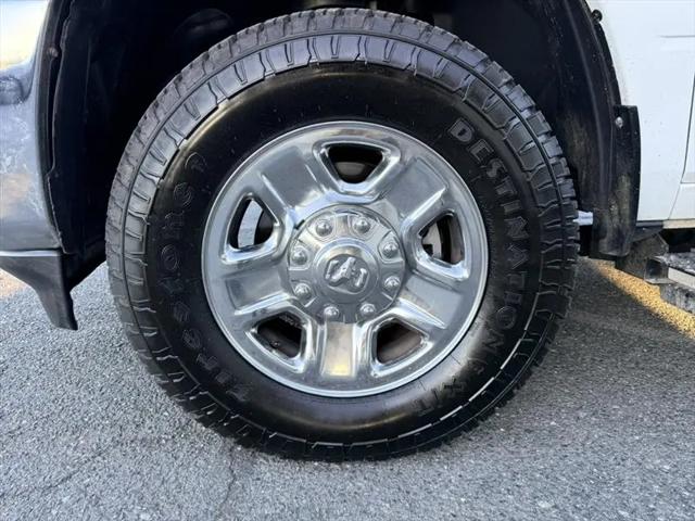 2022 Ram 2500 Tradesman Crew Cab 4x4 8' Box