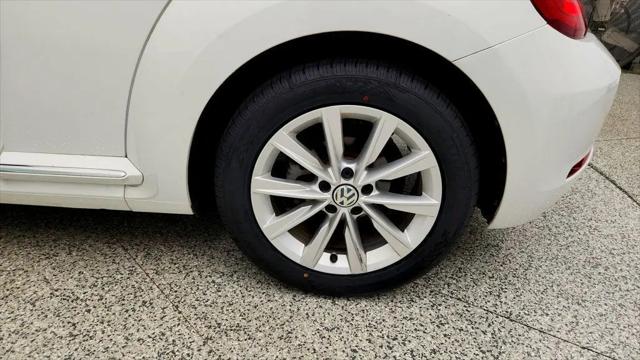 2019 Volkswagen Beetle 2.0T SE