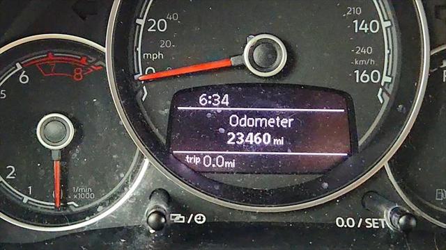 2019 Volkswagen Beetle 2.0T SE