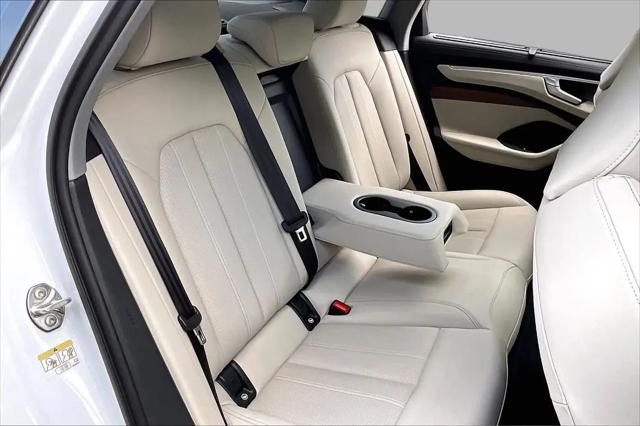 2026 Audi A6 Premium Plus quattro S tronic