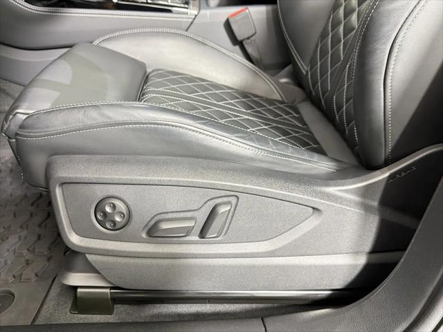 2024 Audi SQ5 Premium Plus TFSI quattro Tiptronic