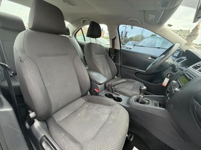 2014 Volkswagen Jetta 2.0L S