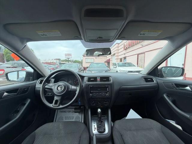 2012 Volkswagen Jetta 2.0L S