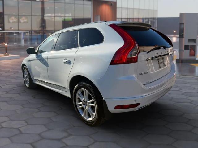 2016 Volvo XC60 T5 Drive-E Platinum
