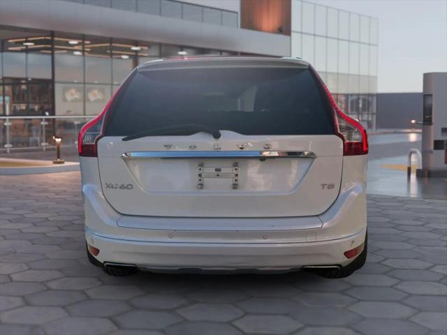 2016 Volvo XC60 T5 Drive-E Platinum