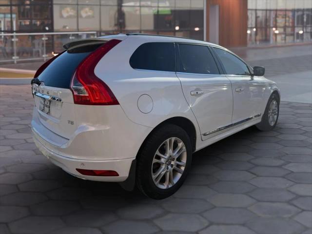 2016 Volvo XC60 T5 Drive-E Platinum