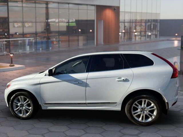 2016 Volvo XC60 T5 Drive-E Platinum