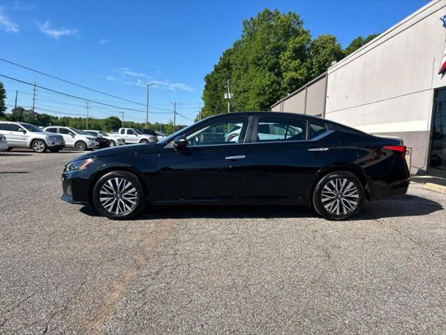 2025 Nissan Altima SV FWD