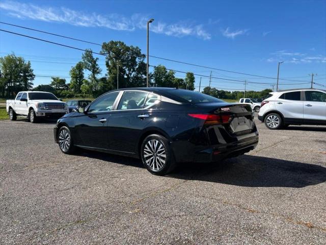 2025 Nissan Altima SV FWD