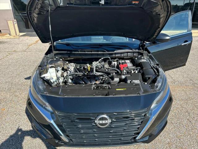 2025 Nissan Altima SV FWD