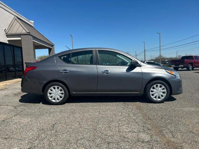 2016 Nissan Versa 1.6 S