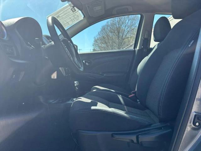 2016 Nissan Versa 1.6 S