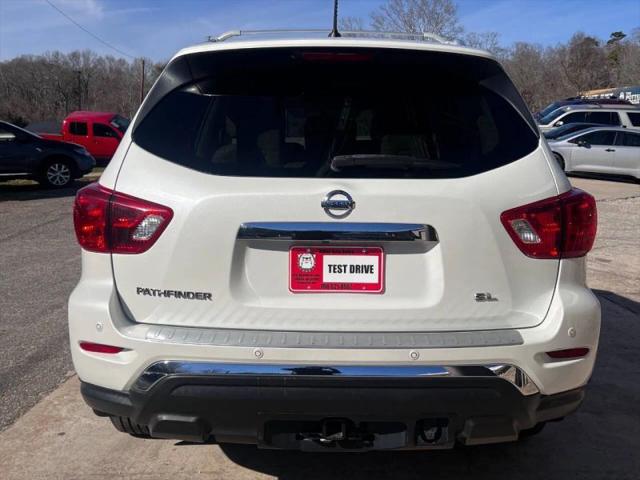 2018 Nissan Pathfinder SL