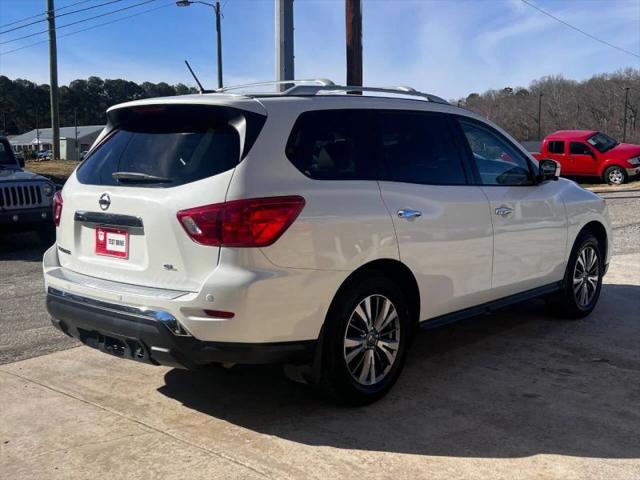 2018 Nissan Pathfinder SL