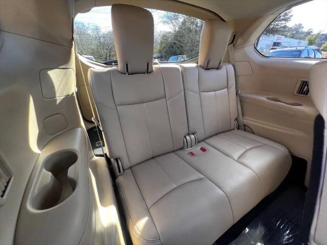 2018 Nissan Pathfinder SL