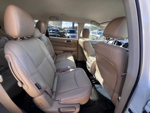 2018 Nissan Pathfinder SL
