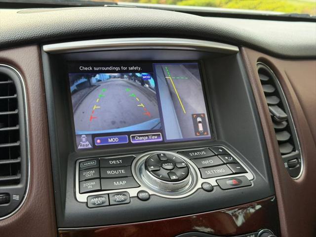 2016 INFINITI QX50 Base