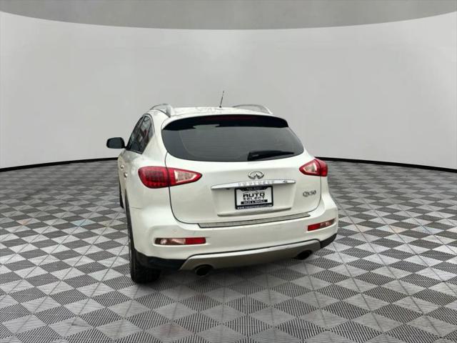 2016 INFINITI QX50 Base