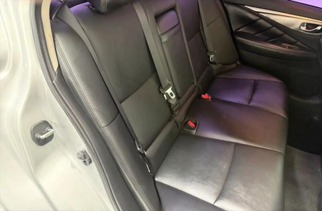 2015 INFINITI Q50 Premium