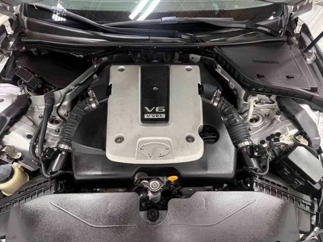 2015 INFINITI Q50 Premium