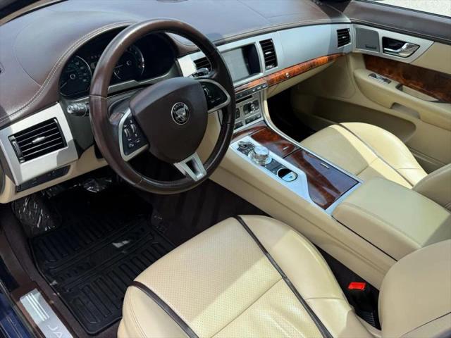 2015 Jaguar XF 3.0 Sport