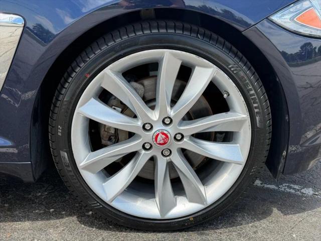 2015 Jaguar XF 3.0 Sport