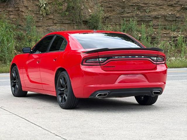 2018 Dodge Charger SXT RWD