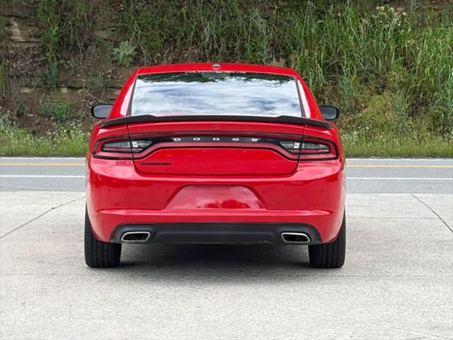 2018 Dodge Charger SXT RWD