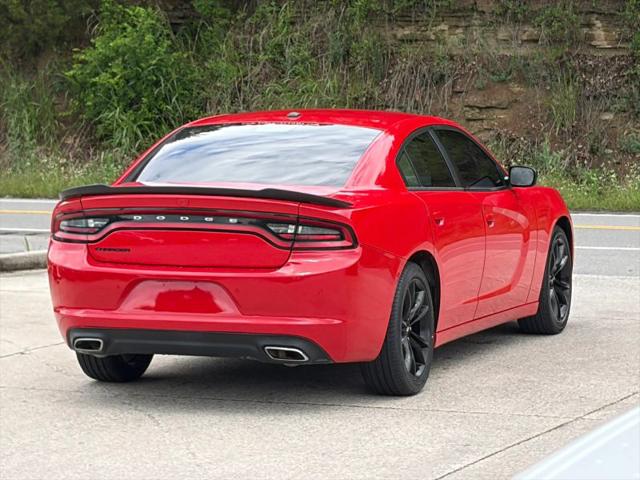 2018 Dodge Charger SXT RWD