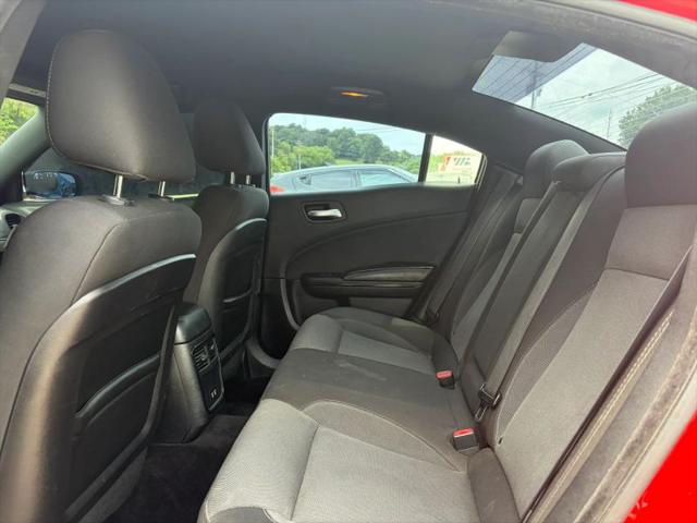 2018 Dodge Charger SXT RWD
