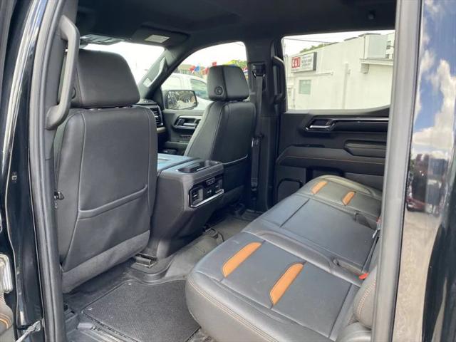 2022 GMC Sierra 1500 4WD Crew Cab Standard Box AT4