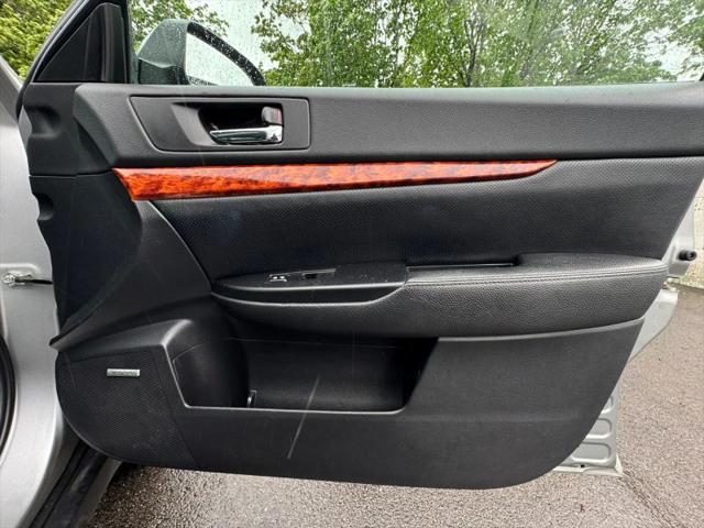 2011 Subaru Outback 3.6R Limited