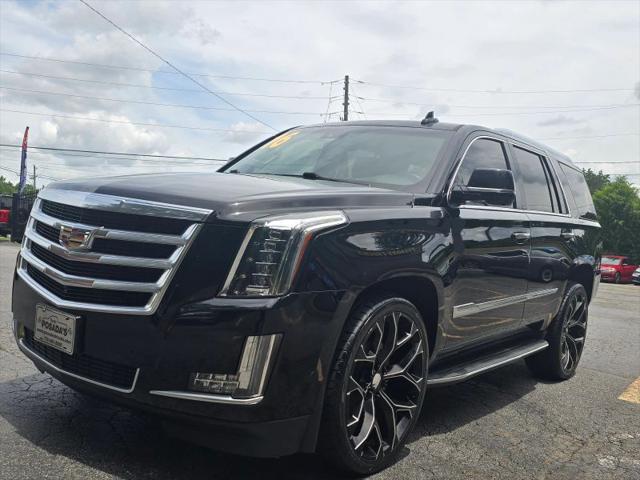 2016 Cadillac Escalade Luxury Collection