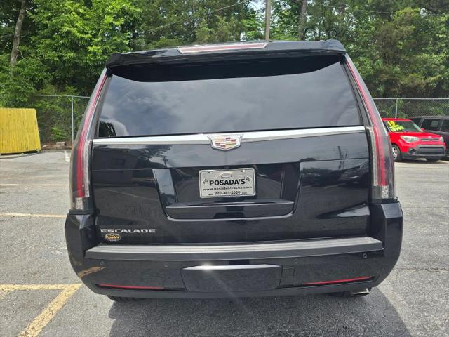 2016 Cadillac Escalade Luxury Collection