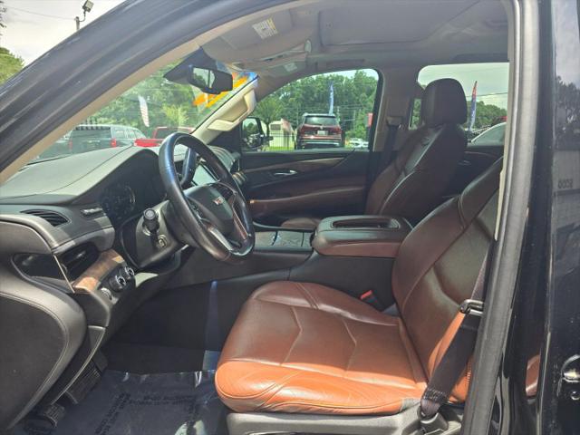 2016 Cadillac Escalade Luxury Collection