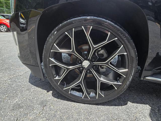 2016 Cadillac Escalade Luxury Collection