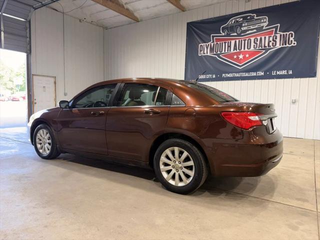 2012 Chrysler 200 Touring