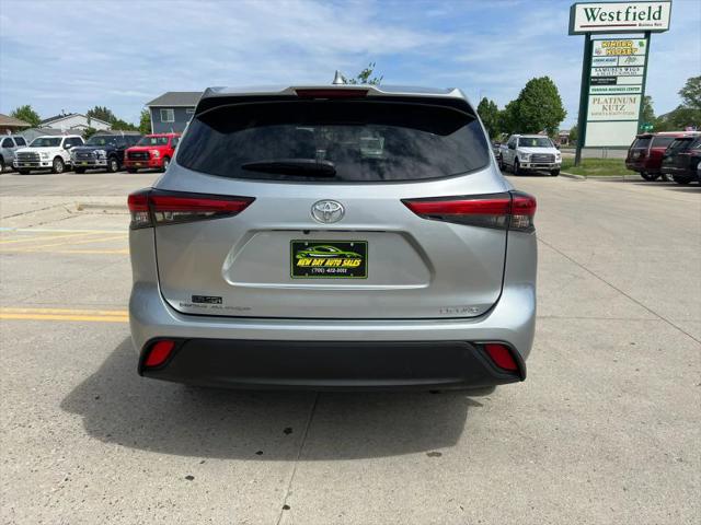 2020 Toyota Highlander LE