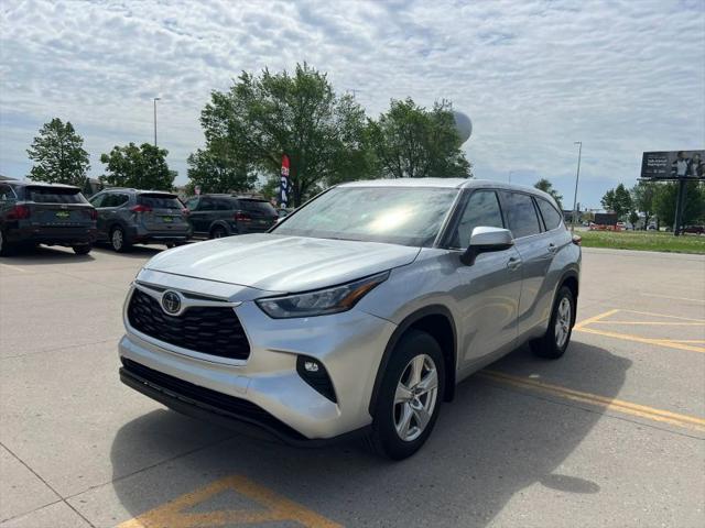 2020 Toyota Highlander LE