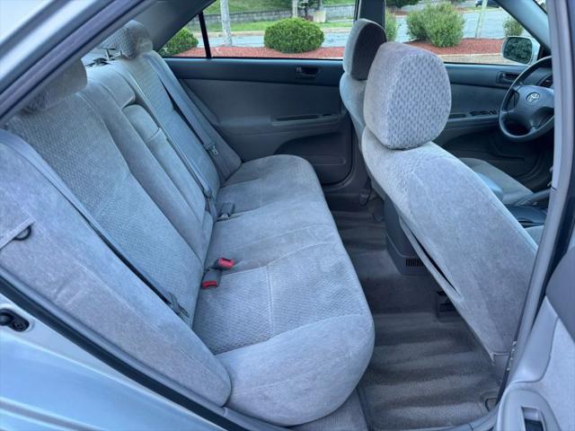 2003 Toyota Camry LE