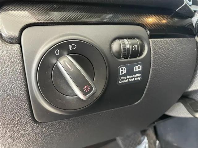 2011 Volkswagen Jetta SportWagen 2.0L TDI