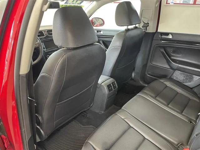 2011 Volkswagen Jetta SportWagen 2.0L TDI