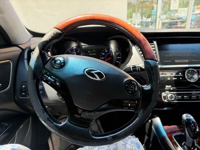 2015 Kia K900 Luxury