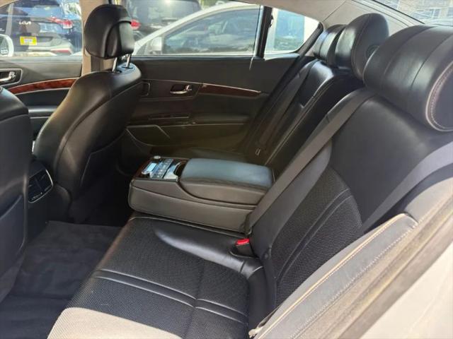 2015 Kia K900 Luxury