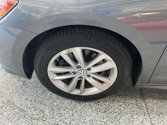 2020 Volkswagen Passat 2.0T SE